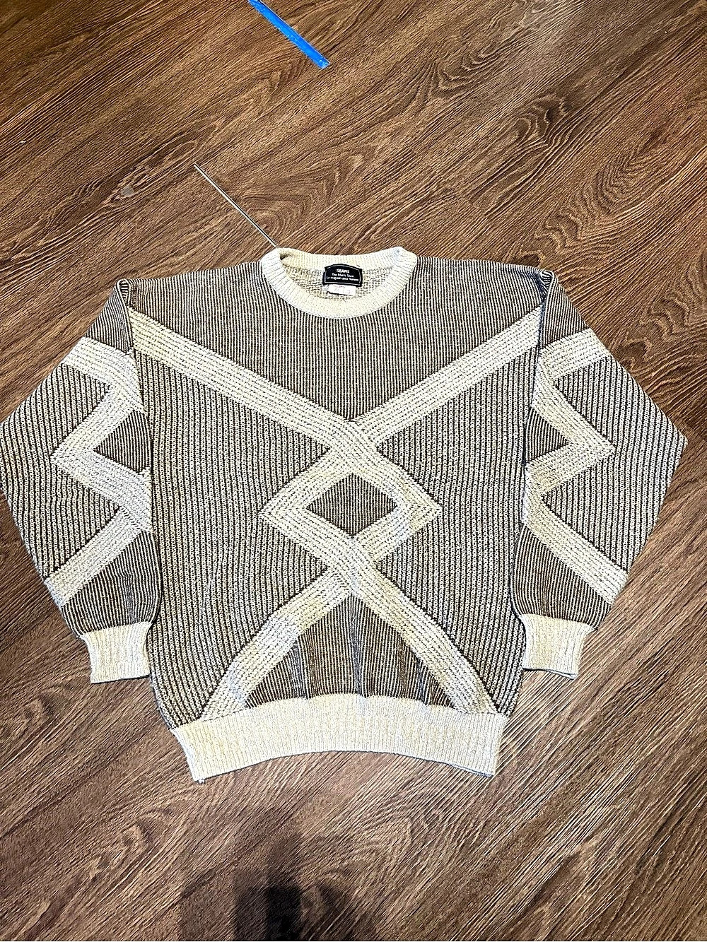 Sears Geometric Crewneck Sweater in Gray & Cream Size Large